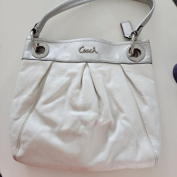 Coach F17605 Ashley Leather Hippie Bag Cross Body Purse White Silver Shoulder - Picture 1 of 16